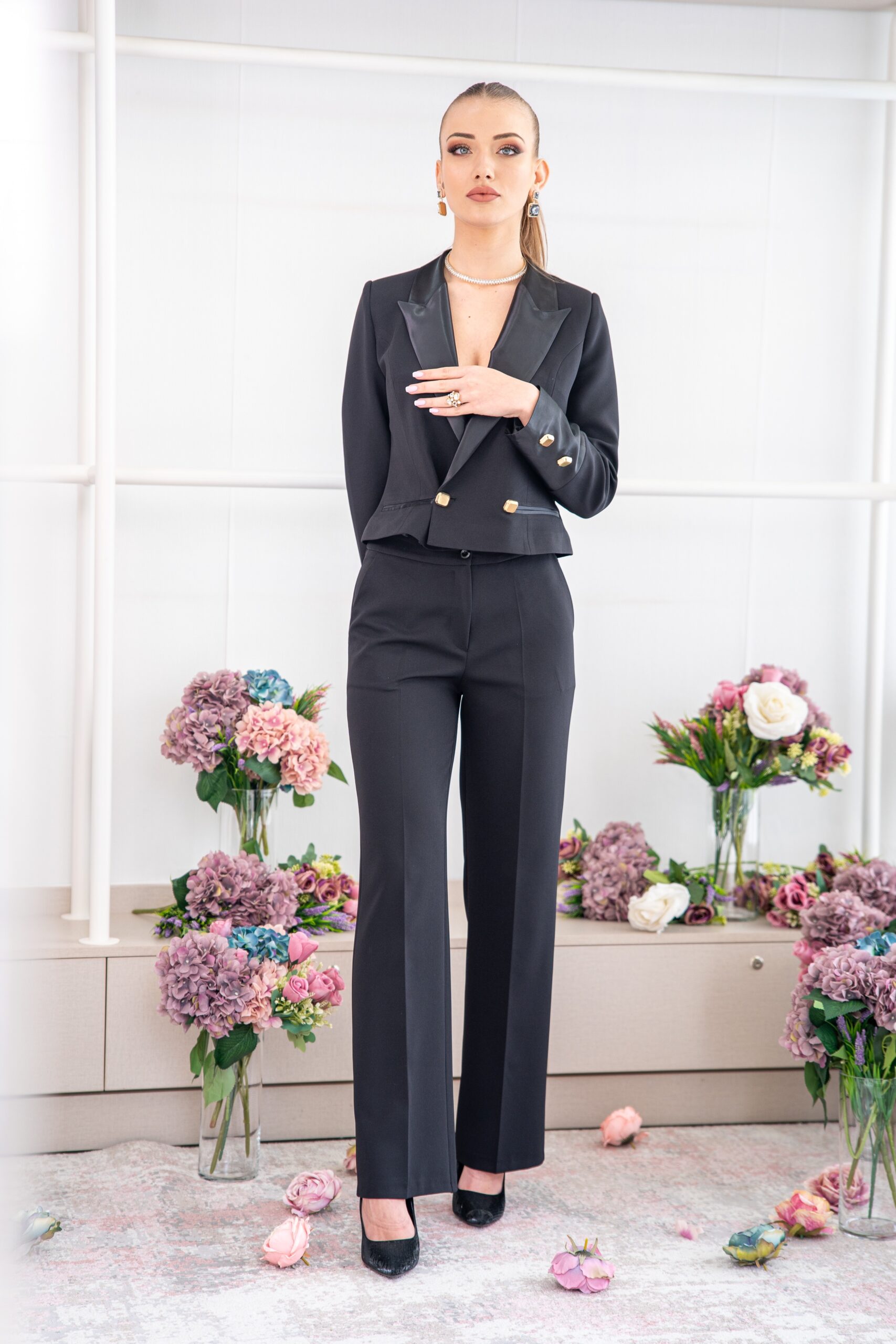 Костюм “Black Luxe Elegance”